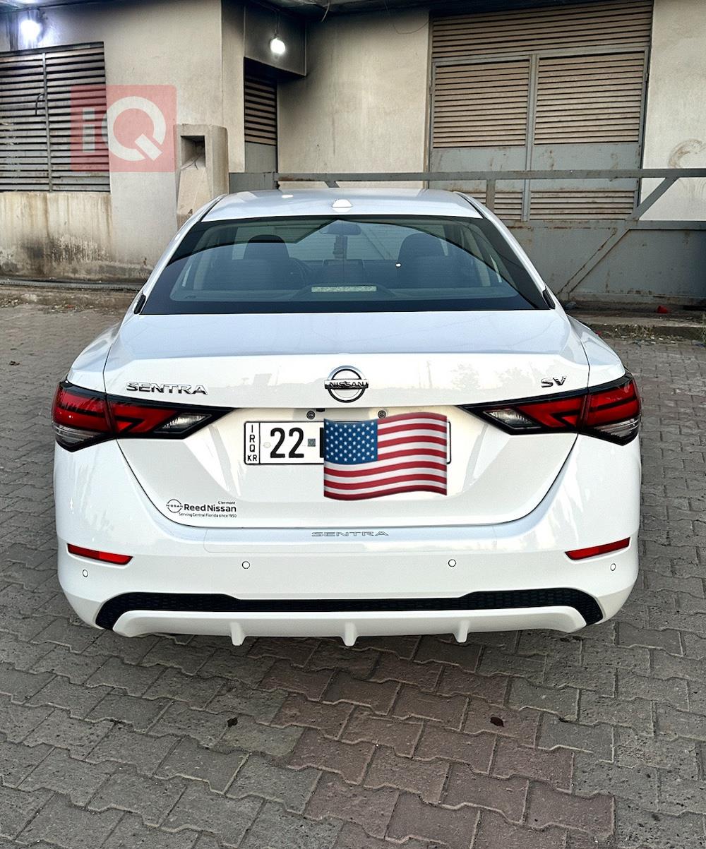 نیسان سێنترا